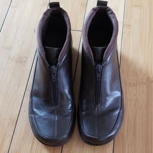 Easy Spirit Leather Booties Size 8